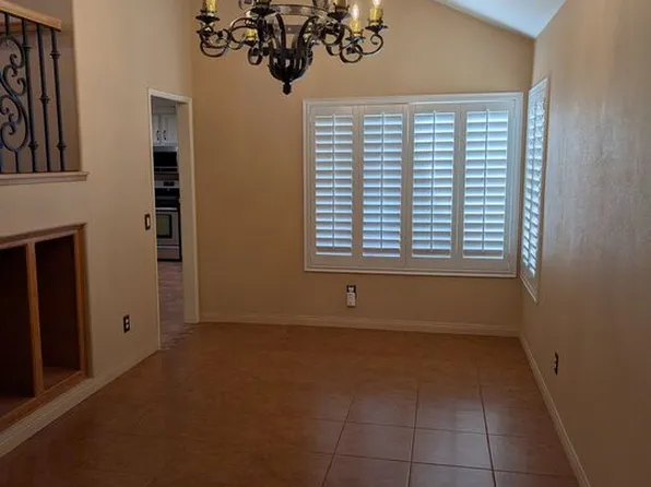 599 Wild Rose Ln, Imperial, CA 92251