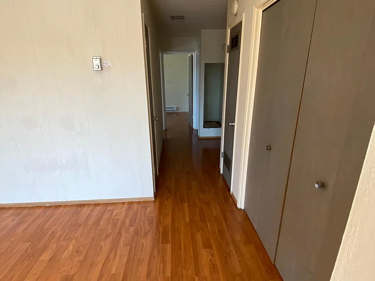 1528 Oxford St #3 — Photo 8