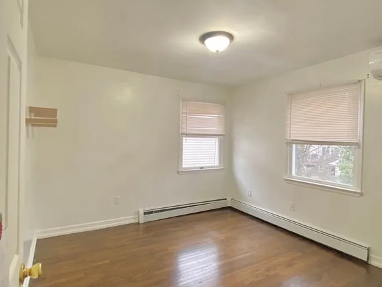 19 Hillcrest Ave — Photo 10