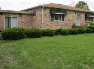 209 S State Line Rd, Beaverville, IL 60912