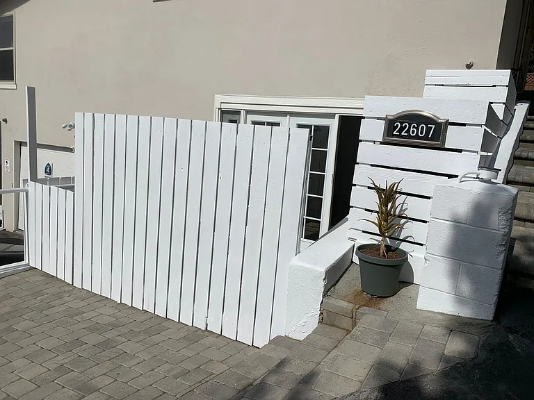 22607 Pacific Coast Hwy #1/2 — Photo 4