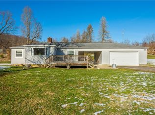 231 Rehoboth Church Rd, Perryopolis, PA 15473