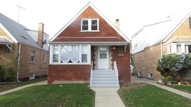 3714 W 61st Pl photo 1