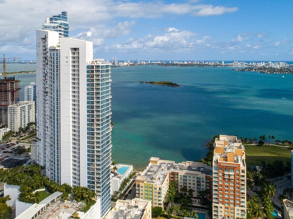 1st image of 2020 N Bayshore Dr #2