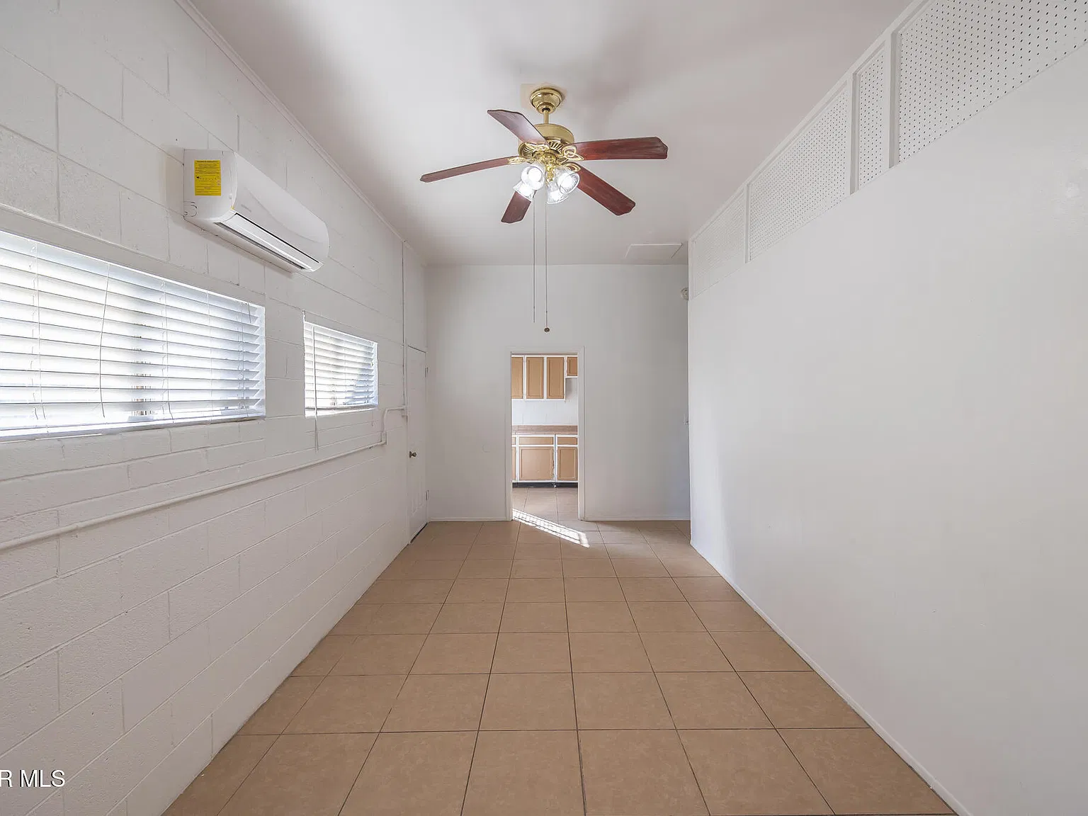 1 bed, 1.0 bath, 600 sqft, $800 — Photo 2