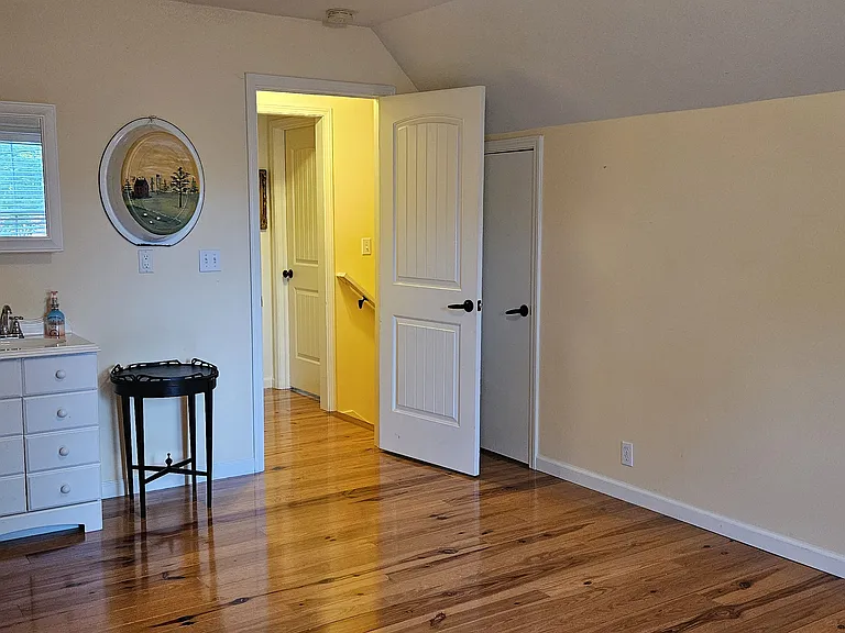61 Molly Ln — Photo 17