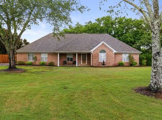 275 Oxford Dr, Killen, AL 35645