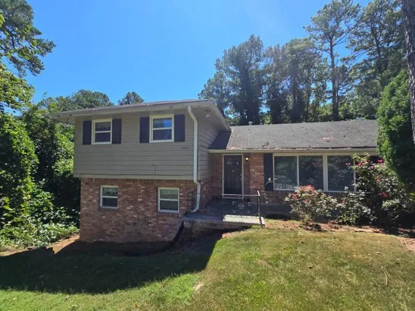 2967 Flat Shoals Rd, Decatur, GA 30034
