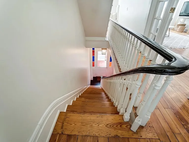 332 Milton St #2 — Photo 3