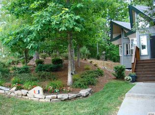 2223 Battle Ground Dr, Pigeon Forge, TN 37863