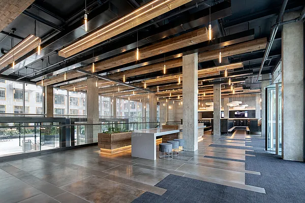 Rented by The KCI Group | media 61