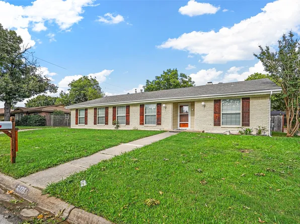 1756 Acorn Ln, Hurst, TX 76054