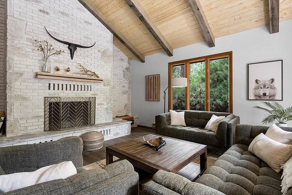 8750 Saint Vrain Way - Property Image