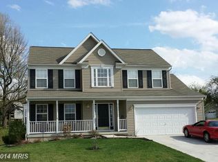 889 Oxford Ln, Hampstead, MD 21074