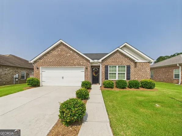 219 Cottage Cir, Byron, GA 31008