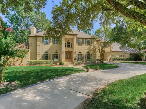3 Lacewing Pl, Spring, TX 77380