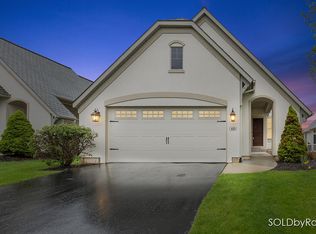 425 Enclave Ct SE, Grand Rapids, MI 49546