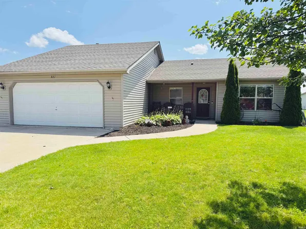 921 W Wheatfield Ln, Churubusco, IN 46723
