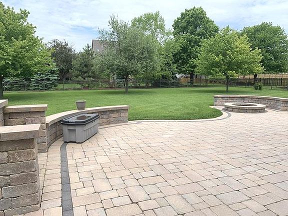 3rd image of 1203 Hunter Dr
