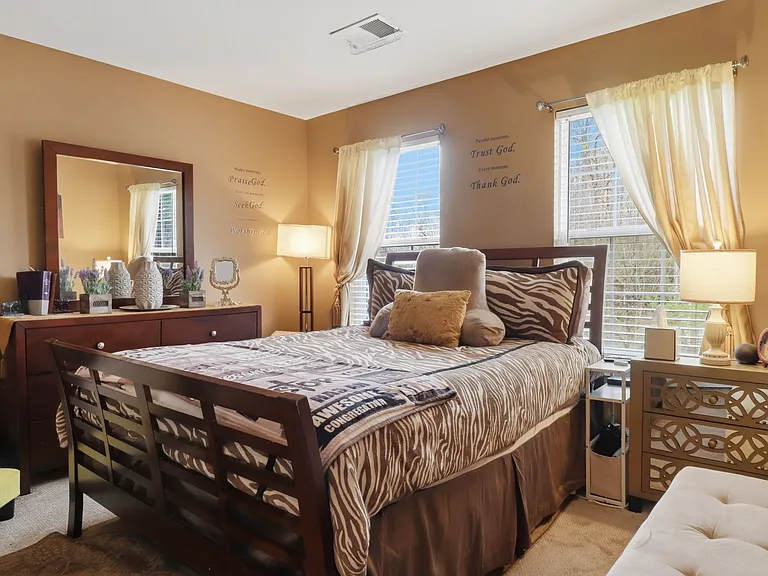 3003 Black Thorn Ct — Photo 6