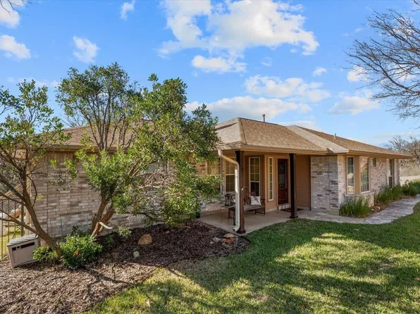 3304 Blue Lake Dr., Horseshoe Bay, TX 78657
