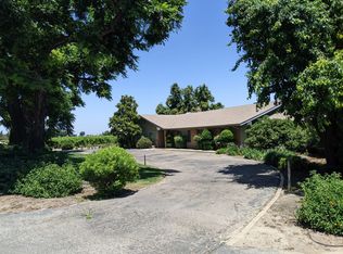 12710 S Sunnyside Ave, Selma, CA 93662