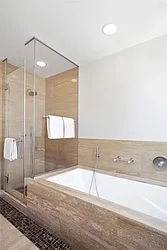 Rented by R New York