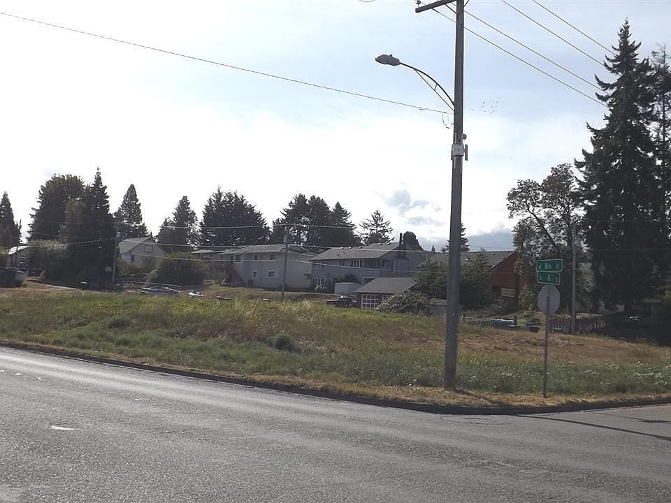 1st image of 1326 W 8th St