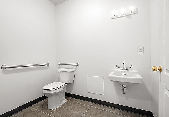 5th image of 343 E 76th St APT 1C