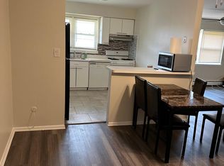 28 Woodedge Ave APT 6, Edison, NJ 08817