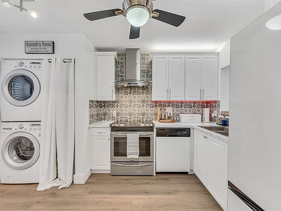 4th image of 1798 Tamarind Lane