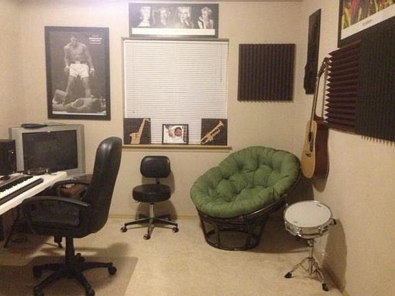 Loft or 5th bedroom