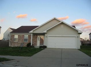 11709 S 27th St, Bellevue, NE 68123