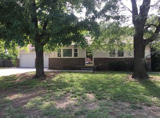 130 N Magnolia St, Andale, KS 67001