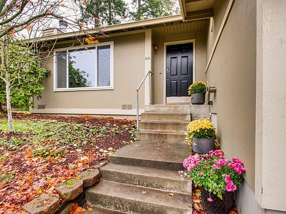3rd image of 2714 24th Avenue Ct SE