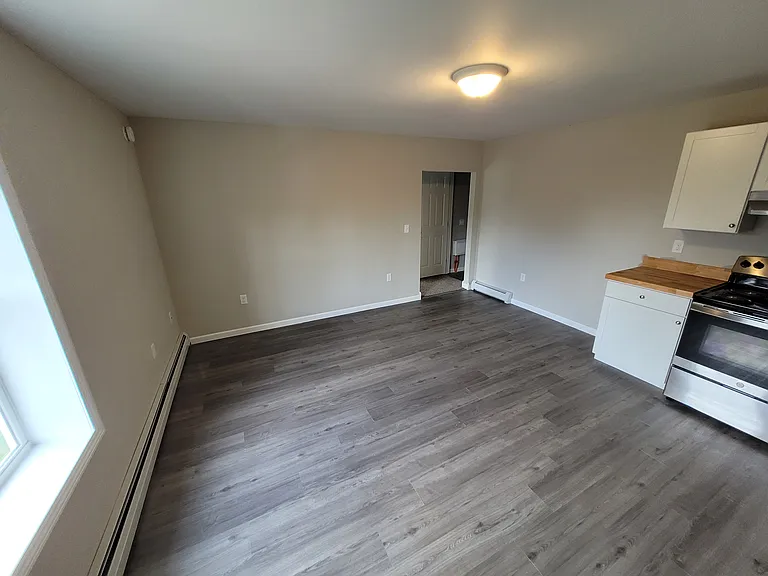 355 River Rd #3 — Photo 13
