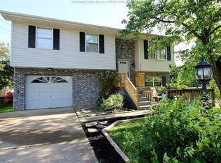 5300 Wedgebrook Ln, Charleston, WV 25313