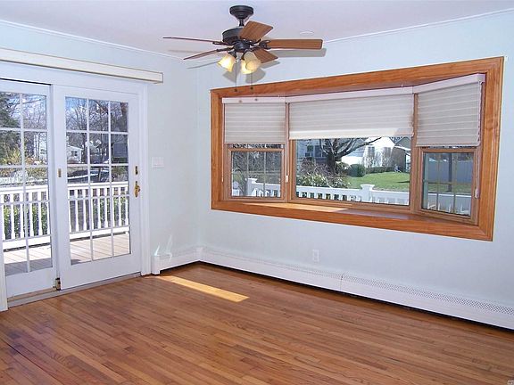 5th image of 224 Clinton Ave