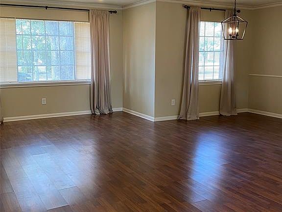 3rd image of 7011 Lugary Dr