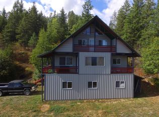 1452 Grizzly Gap Rd, Naples, ID 83847