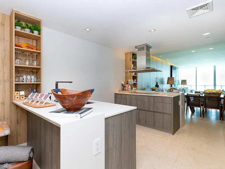 360 Ocean Dr #606S — Photo 11