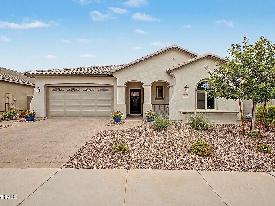 1st image of 2844 W ROOSEVELT Drive