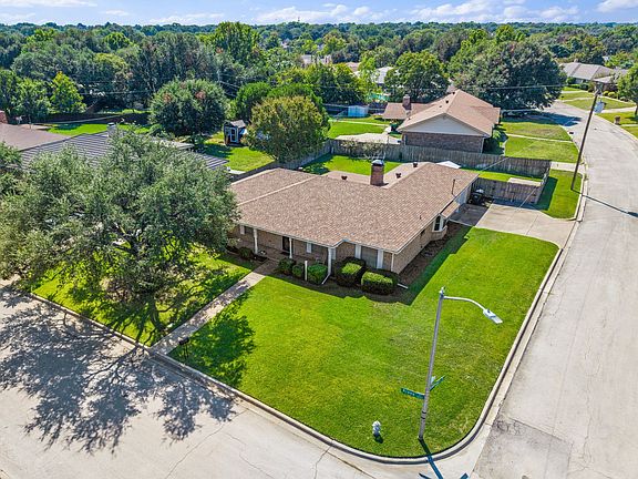 2nd image of 4041 Alava Dr