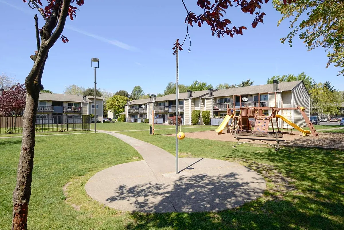 Building Photo - Arbor Chase