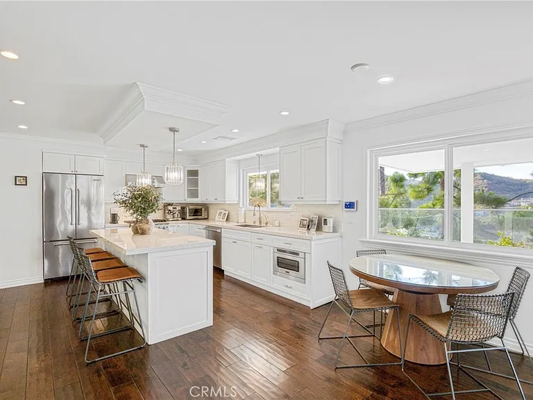 2461 Allanjay Pl — Photo 9