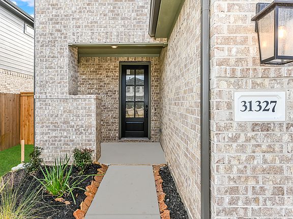 3rd image of 31327 Sellers Terrace Dr