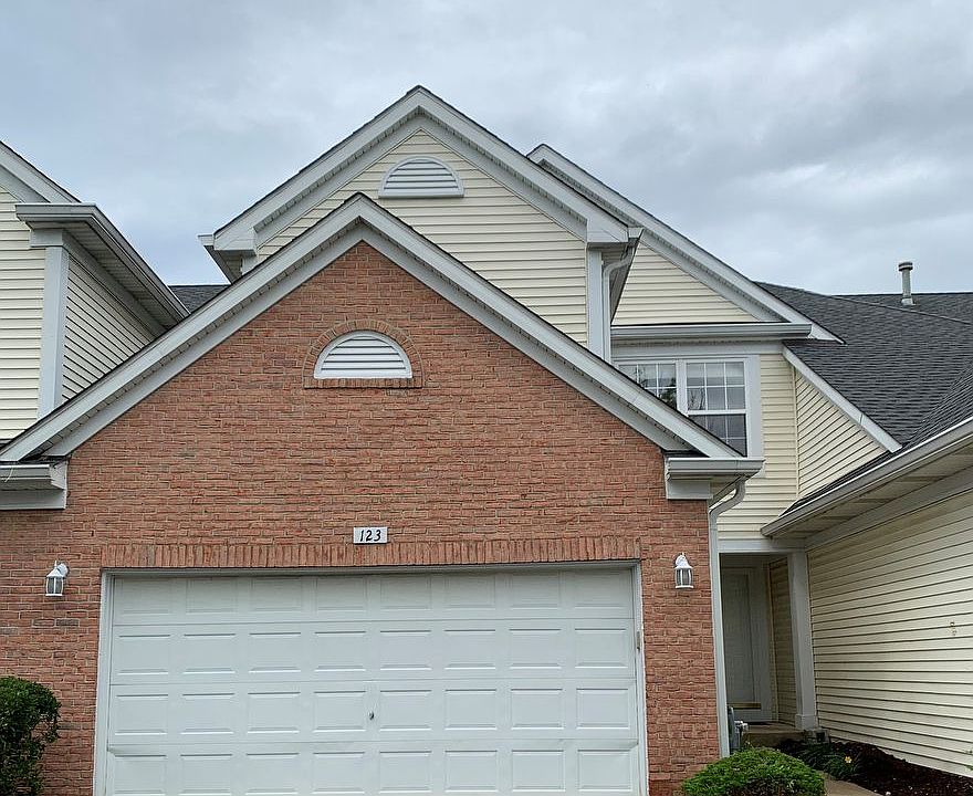 1st image of 123 Tara Ln