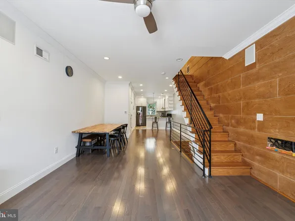 631 McKean St, Philadelphia, PA 19148