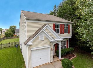 2419 Deberry Ct, Charlotte, NC 28213
