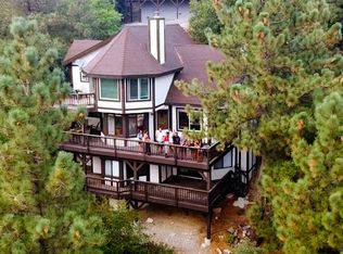1273 Yosemite Dr, Lake Arrowhead, CA 92352